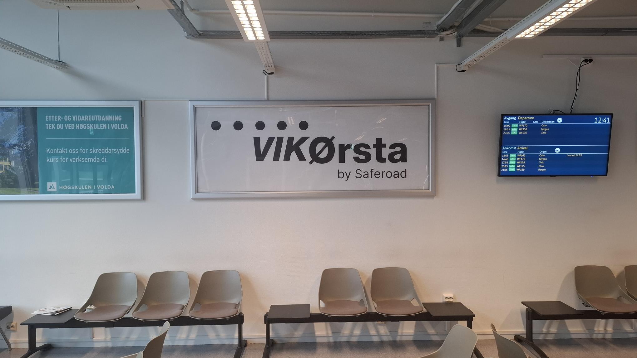 Lysskilt — Avgang — Ørsta/Volda lufthavn Hovden