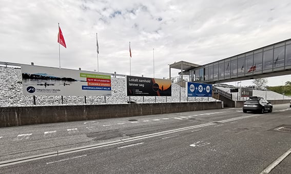 Lysskilt — Ute — Molde lufthavn Årø