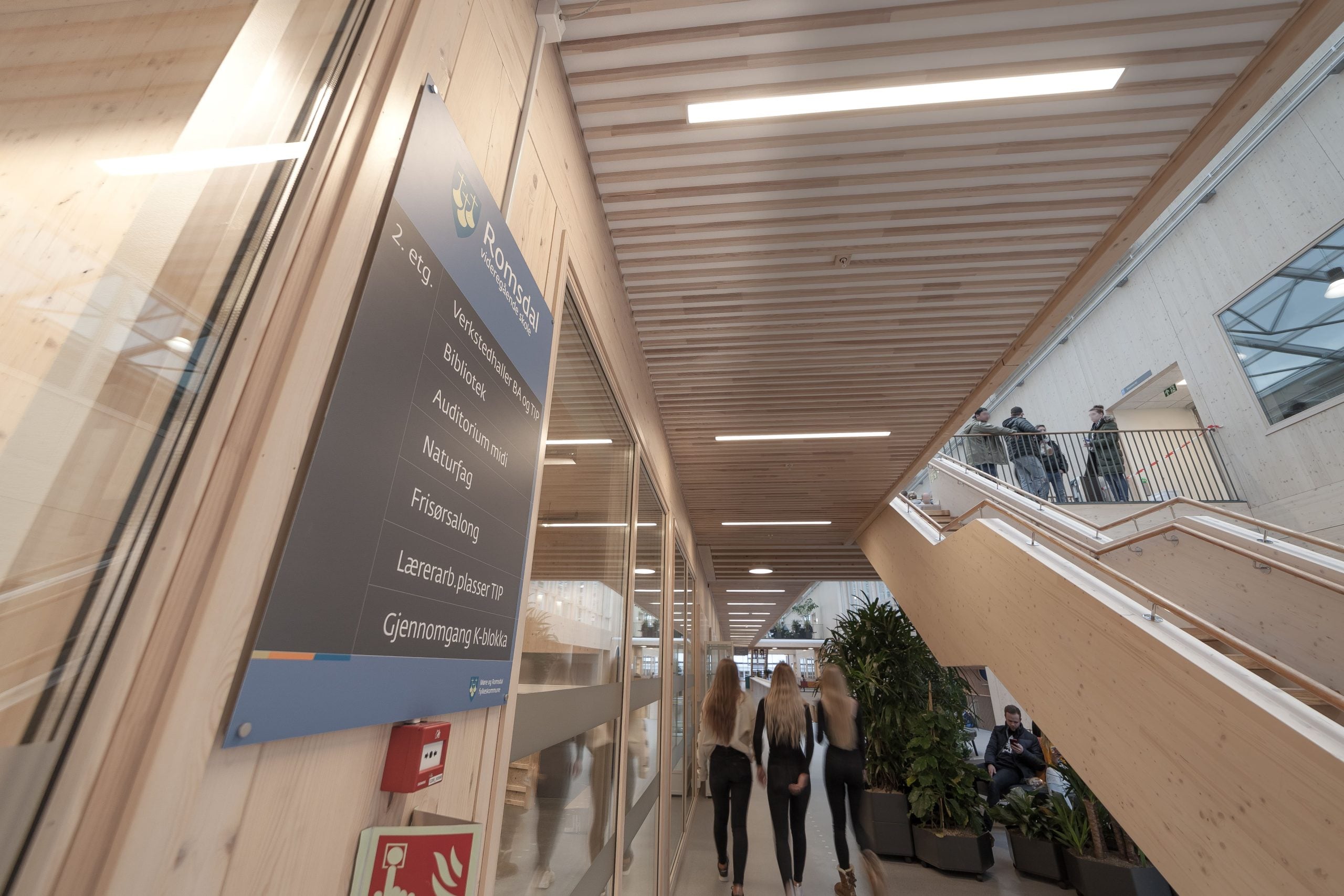 Romsdal videregående skole - bilde 2